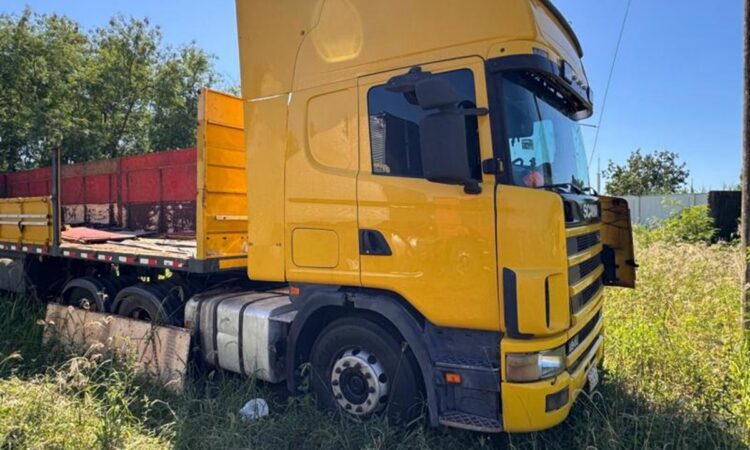 Caminhão Scania leilão polica federal 1