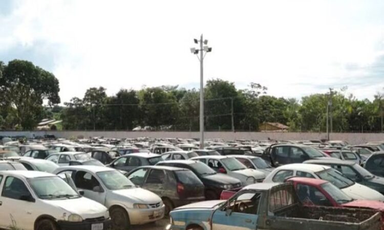Detran-TO notifica donos de quase 600 veículos apreendidos em Araguatins: prazo de 10 dias para retirada