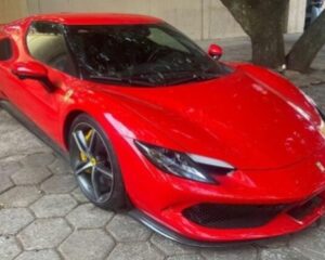 Leilão do TJGO tem Ferrari, Porsche e Maserati com lances milionários