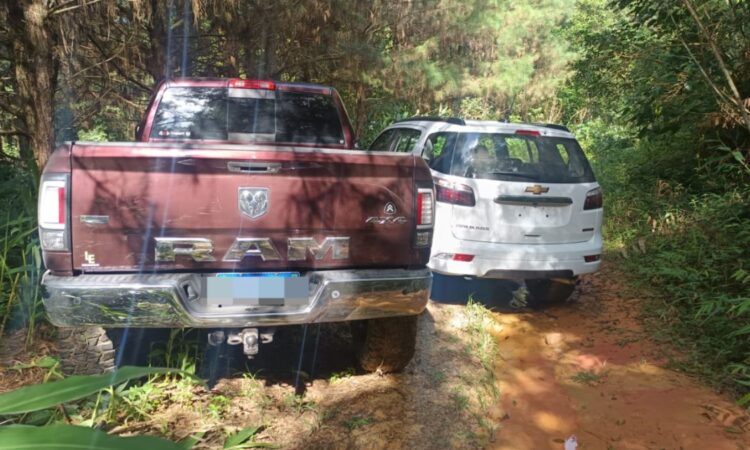 Mega-assalto em concessionária de luxo: polícia desvenda esquema com 12 criminosos e dois foragidos