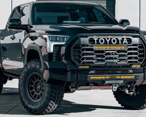 Toyota prepara ofensiva com picape Tundra no Brasil, maior e mais potente que a Hilux