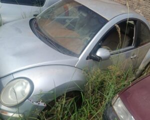 Leilão com Oportunidades Imperdíveis: Volkswagen Beetle por R$ 4 mil, Honda Civic R$ 16 mil e Mais!