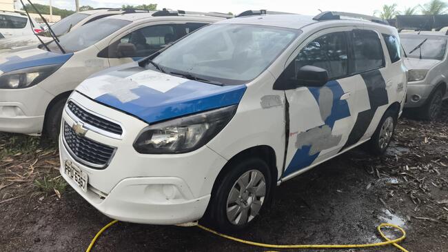 Carros e SUVs da frota da PM