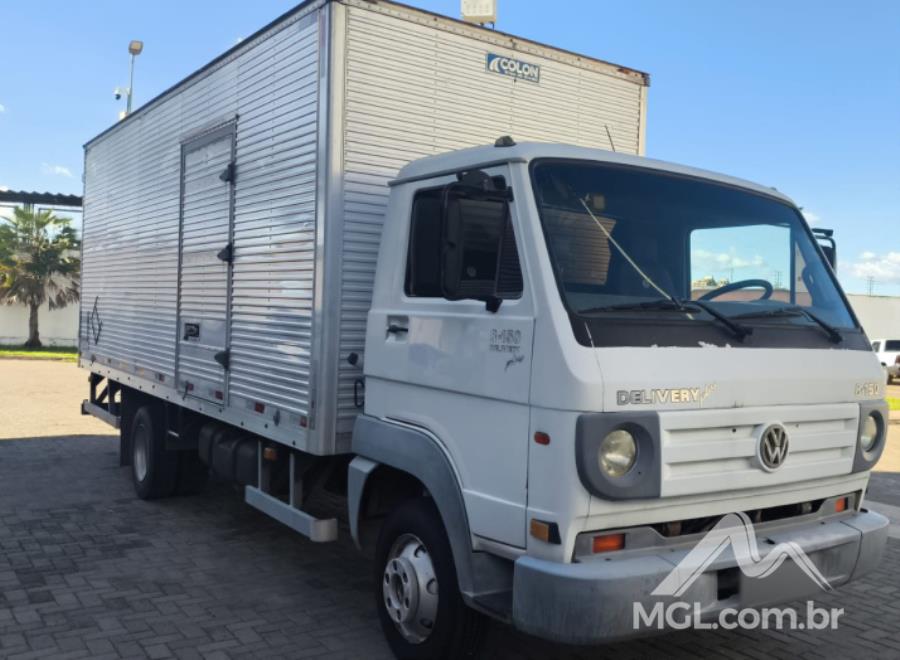 Caminhão VW 8.150 E Delivery Plus, 2011