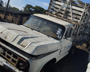 Picapes antigas e Kombis a partir de R$ 950 no leilão da Prefeitura de Tupã — veja como participar