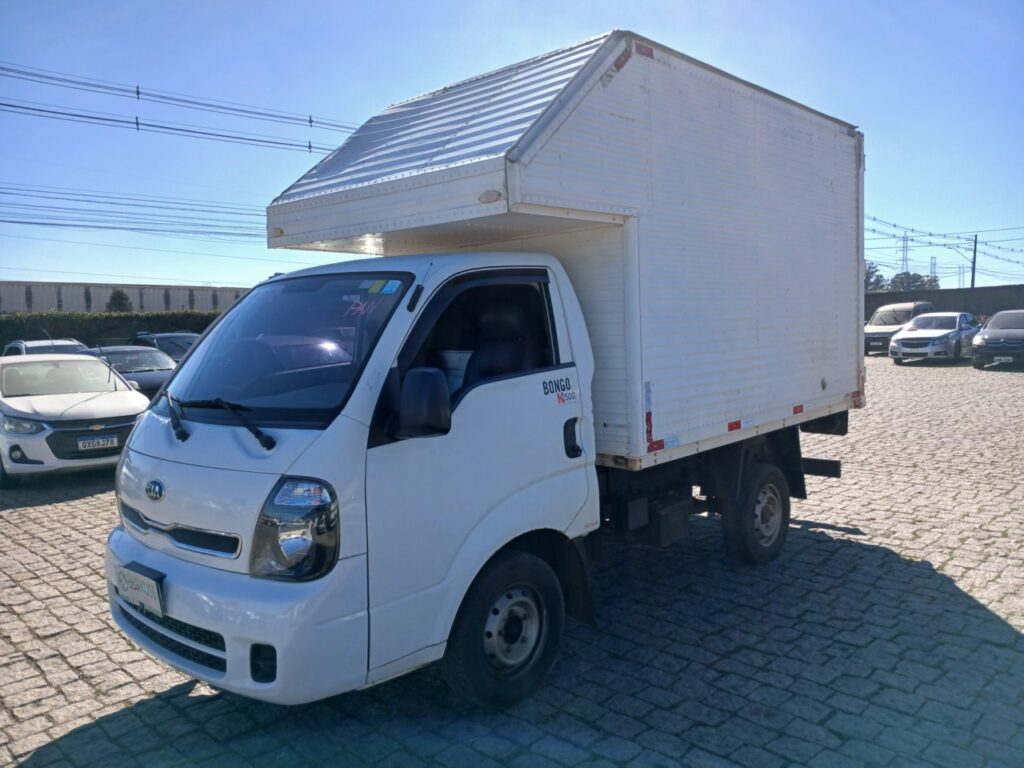 KIA UK 2500 HD SC C FECHADA