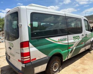 Leilão de Prefeitura tem Sprinter Por R$ 6 mil Tratores e carros