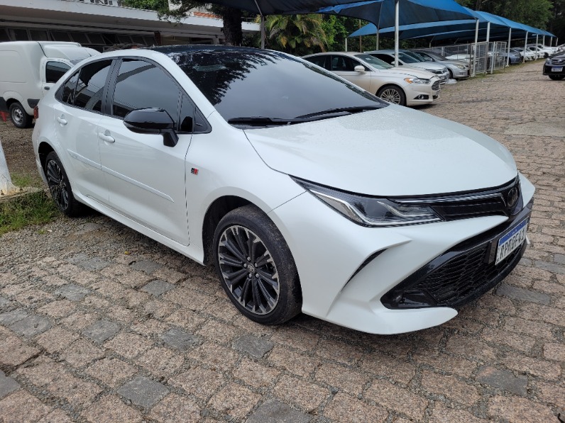 TOYOTA COROLLA GR-S 1.0 FLEX 4P ANO 2023