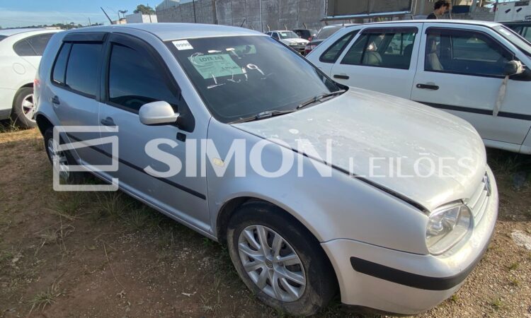 Volkswagen Golf, Parati surf e outros carros a partir de R$ 3 mil no leilão de frota Polícia Civil
