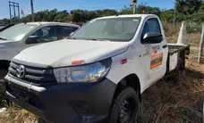 Toyota Hilux  Mineradora realiza leilão com 20 caminhonetes