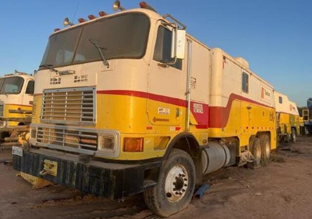 O TRT realiza leilão com caminhões, SUV de luxo e 300 Caixas de Vodka produtos; Veja Como Participar https://agendadeleiloes.com.br/ . Compartilhe com seus amigos e grupos, essa novidade pode interessar a muita gente! . 300 (trezentas) caixas de Vodka Russov lance inicial de R$ 13.836,00 Volvo XC60 3.0 Turbo tração integral lance inicial de R$ 22.500,00 Revólver marca Taurus calibre 38 SPL 101 mm lance inicial de R$ 1.800,00 Chevrolet S10 LTZ DD4 lance inicial de R$ 42.700,00 Stetic Line modelo Ultraline 3 MHz lance inicial de R$ 200,00 Wireliner International lance inicial de R$ 75.000,00 GMC Brigadier lance inicial de R$ 75.000,00 Ford 8000 lance inicial de R$ 75.000,00 WAP modelo L-2400-STD-T lance inicial de R$ 6.150,00 . Encontre leilões da sua região com segurança e tranquilidade. Fuja do meio da Boiada Invista de forma inteligente e tenha uma renda extra garantida. . Planilha Com Lista de Leilões , https://abrir.link/fHnPC . 🚔🚔 CUIDADO COM O GOLPE 🚓🚓🚓 Leilão Descomplicado NÃO manda mensagem no Privado, NÂO Vende Veículos, NÃO tem representante, NÃO oferece vantagem em Leilões!