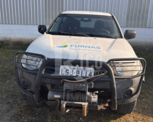 A Eletrobras realiza leilão com caminhonete 4x4 como Hilux, L200 Triton e Ranger