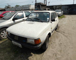 Fiat 147 e carros a partir de R$ 3 mil leilão do DER São Paulo