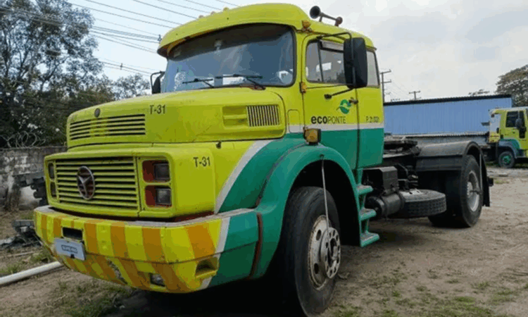 Leilão da CCR no Rio de Janeiro tem Picapes Strada por R$ 12.500 Sprinter e Caminhão Mercedes a partir de 21 mil Reais