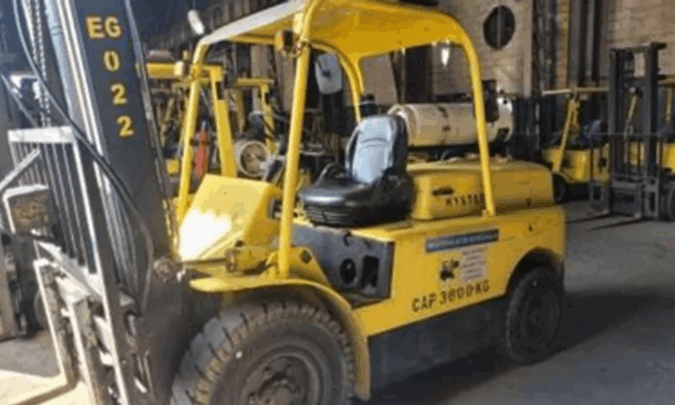 Leilão da GM tem 37 Empilhadeiras e Rebocador a partir de R$ 1.400