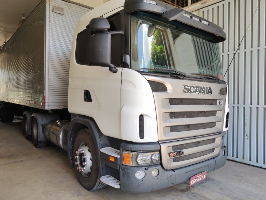 caminhão scania leilão receita fedral 