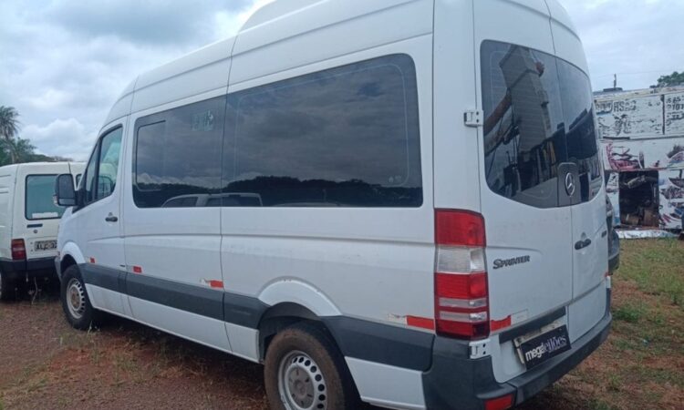 Leilão de Frota do Tribunal de Justiça tem caminhonetes GM S10, Hilux, Sprinter e Ducato por R$ 39.560