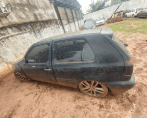 Leilão de apreensões da Polícia Federal tem raridades como Volkswagen Santana e Golf GTI por 350 reais