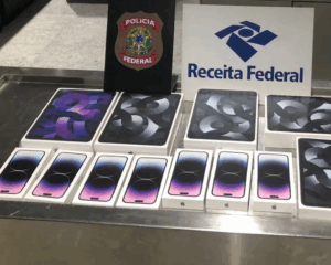 Receita Federal realiza leilão em Curitiba com iPhones 15 Pro Max a partir de R$ 4,6 mil
