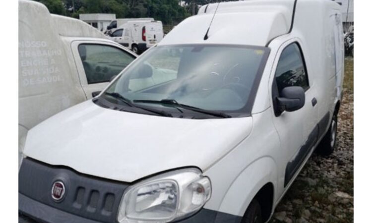 Sanepar realiza leilão online com veículos e equipamentos até 55% abaixo da Tabela Fipe: veja como participar