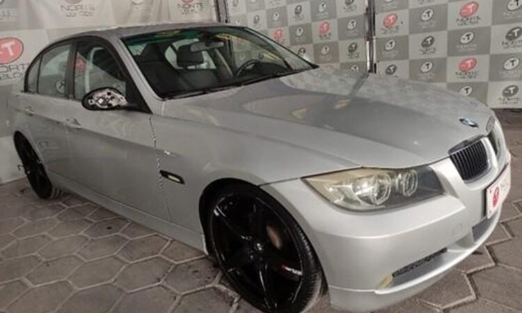 Leilão do TRT oferta lancha, carros de luxo, caminhonetes e itens de grife