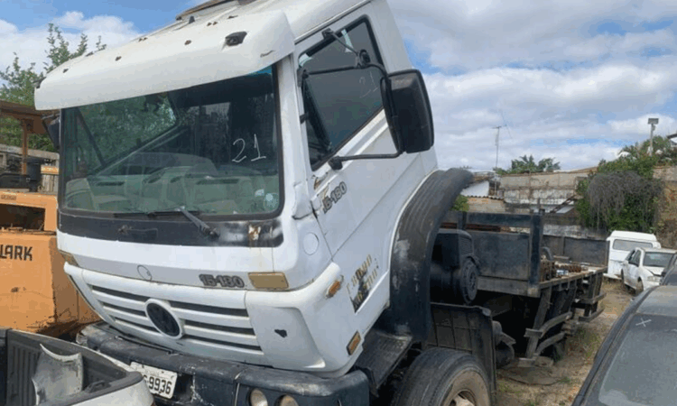 Prefeitura de Taubaté Leiloa Mais de 100 Bens