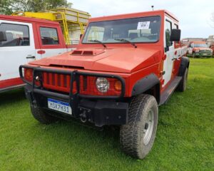 Caminhonete 4x4 Marrua, barco em alumínio e Motor de popa por 250 reais Leilão dos Bombeiros