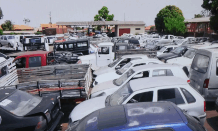 Leilão do Detran tem carros e motos a partir de R$ 1 mil