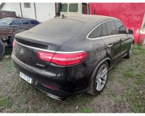 Evento reúne Mercedes, Amarok, Scania e Fusca com preços abaixo do mercado