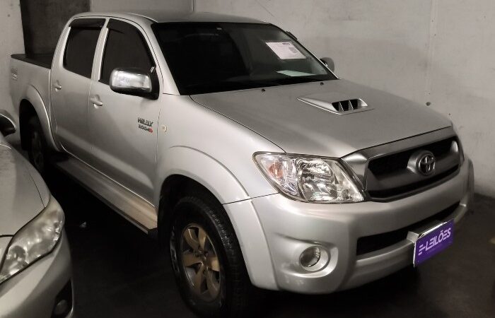 Leilão de Luxo da Polícia Federal (PF): Porsche 911 (2021) e Hilux 4x4 com 50% de Desconto!