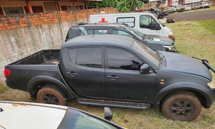 Viaturas Imbatíveis! Polícia Militar do Paraná Leiloa 256 Lotes: Pajero Dakar, L200 Triton e Toyota Bandeirante a Partir de R$ 4 Mil!