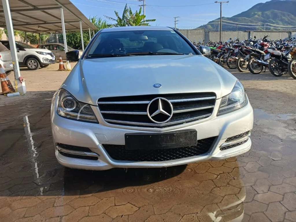 carro de luxo leilão veiculos detran es