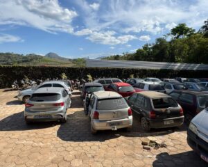 Detran-MG abre leilões com mais de 2,2 mil veículos em 28 cidades de Minas