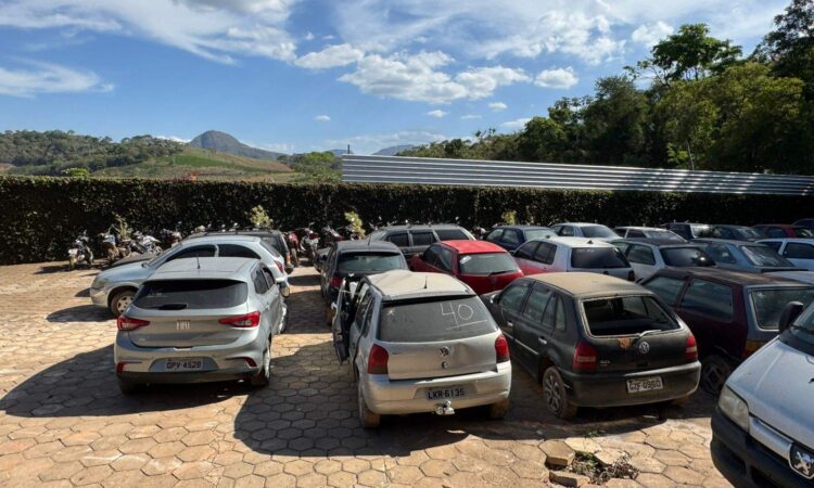 Detran-MG abre leilões com mais de 2,2 mil veículos em 28 cidades de Minas