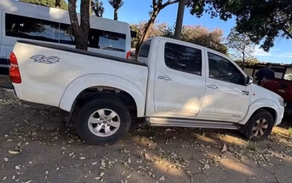 leilão tribunal de justiça goias toyota hilux